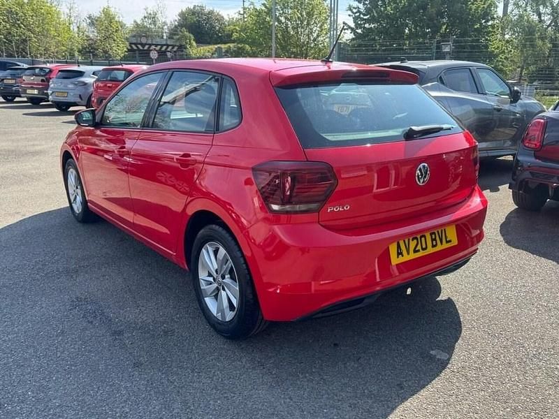 Begagnad VW Polo SE 80 HK (58 kW) 2020 Röd Halvkombi