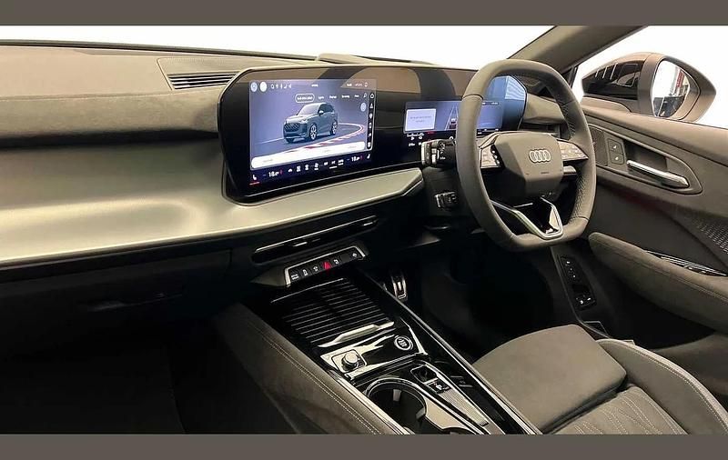 New Audi Q3 Advanced 267 HP (196 kW) 2025 Grey SUV