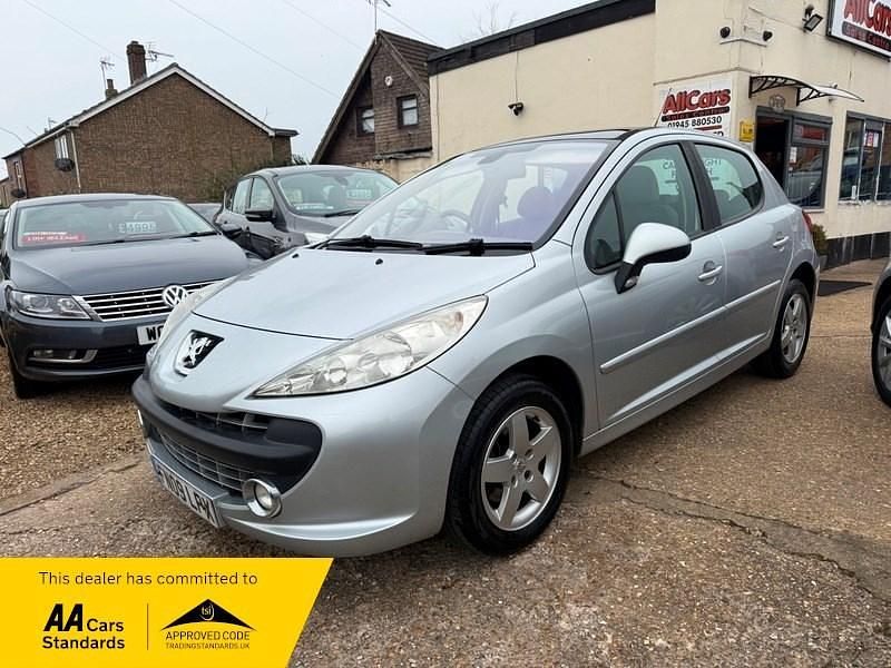 Used Peugeot 207 94 HP (69 kW) 2009 Silver Hatchback