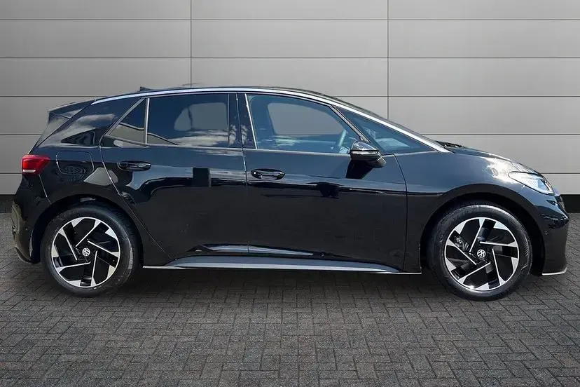 New VW ID.3 Pro 147 kW (201 HP) 2026 Grenadilla black Hatchback