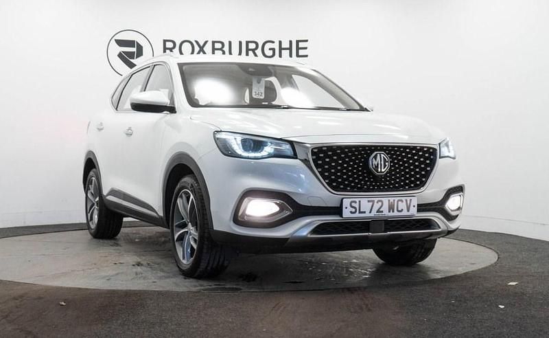 White Used 2022 MG HS Excite SUV | £10,299 (Good price) - Image 1/4