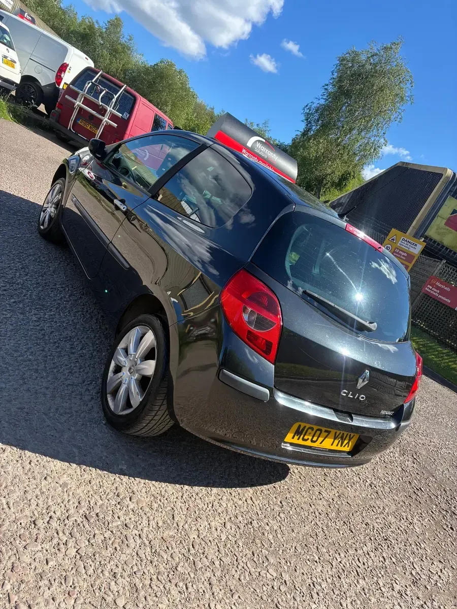 Used Renault Clio Dynamique 2007 Black Hatchback