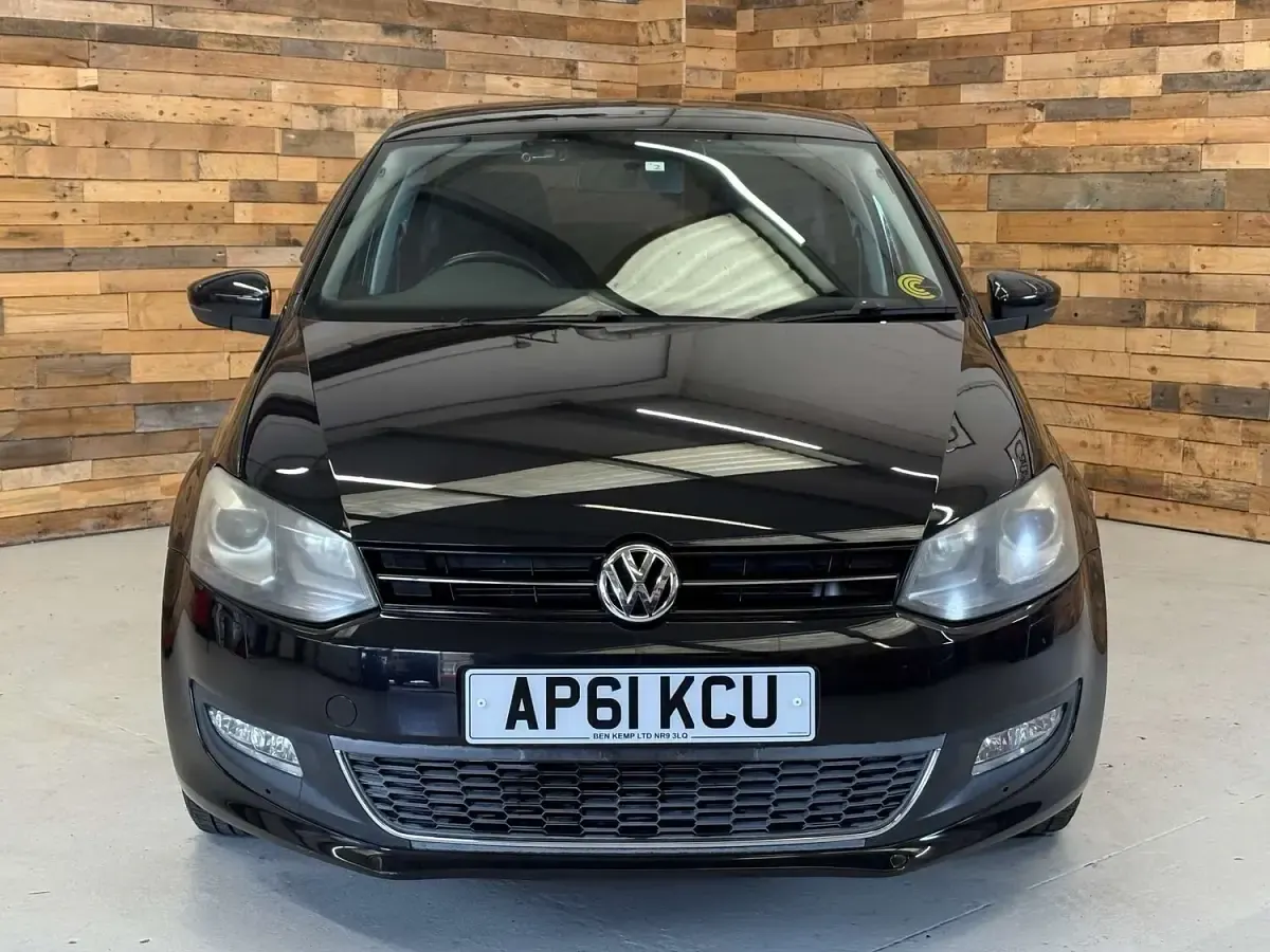 Used VW Polo SE 90 HP (66 kW) 2012 Black Hatchback