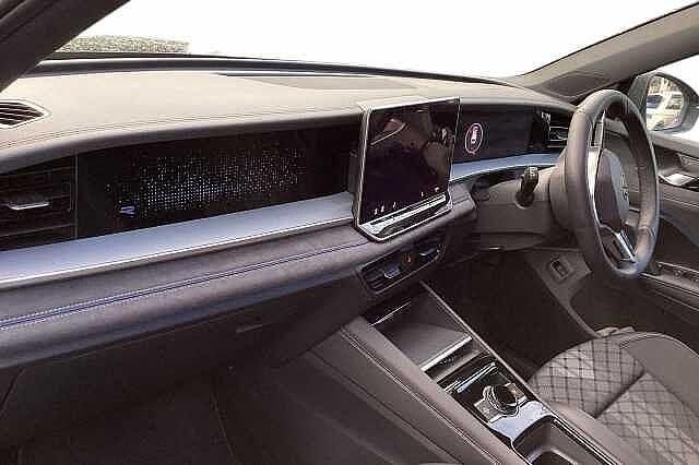 Used VW Touran R-line 150 HP (110 kW) 2025 Urano grey MPV