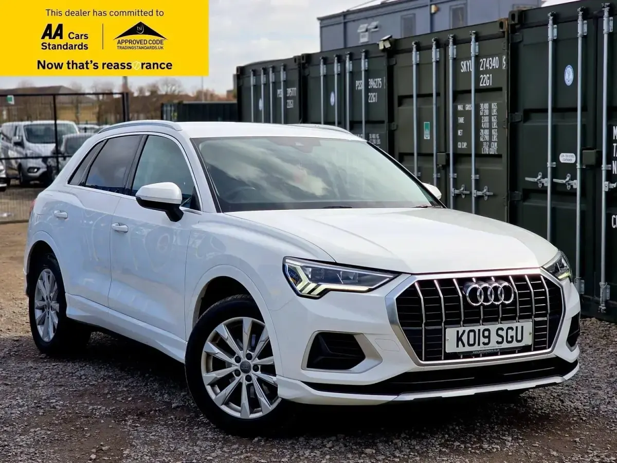 Używany Audi Q3 Sport 150 KM (110 kW) 2019 Biały SUV