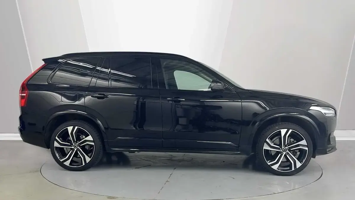 Used Volvo XC90 Ultra 455 HP (334 kW) 2025 Black SUV