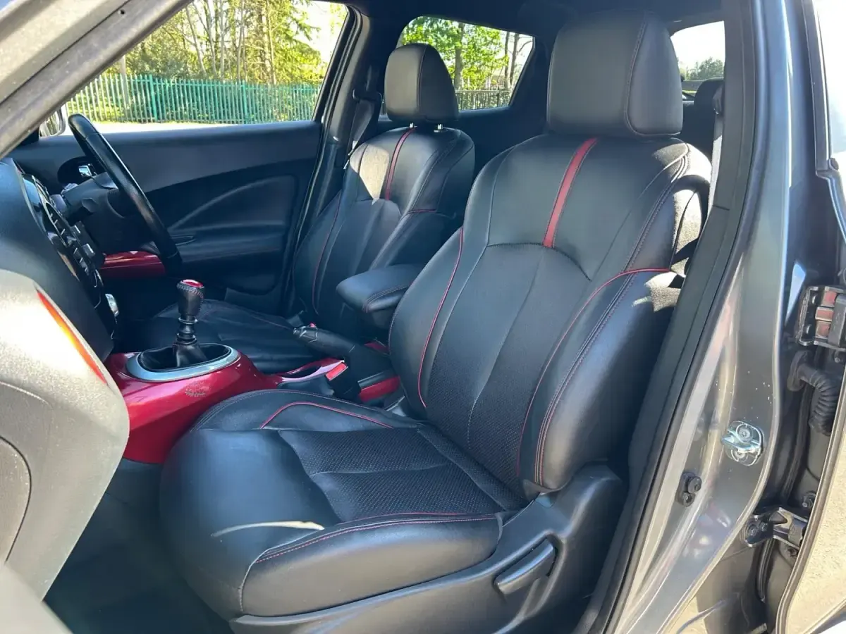 Usado Nissan Juke Tekna 2018 Cinzento SUV