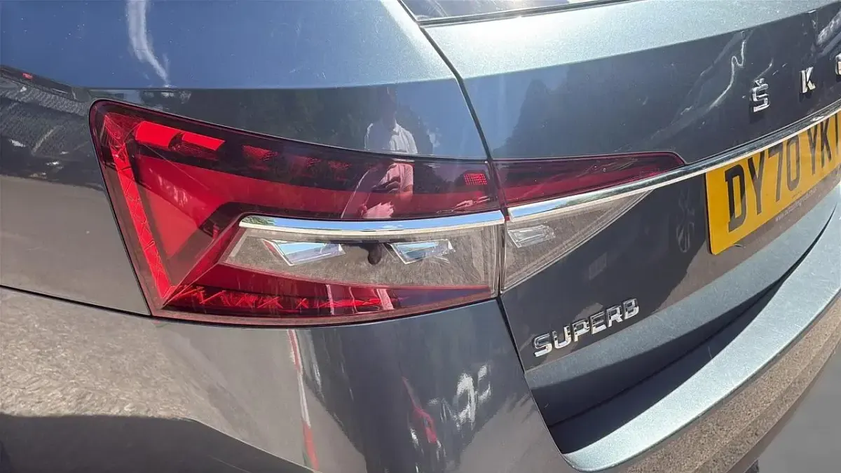 Used Skoda Superb SE L 215 HP (158 kW) 2020 Grey Estate