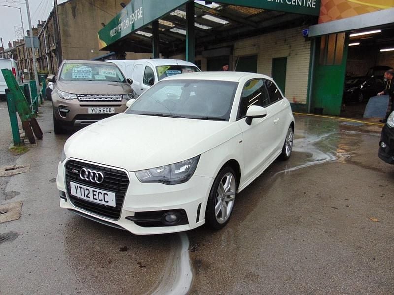 Used Audi A1 S-Line 122 HP (89 kW) 2012 White Hatchback