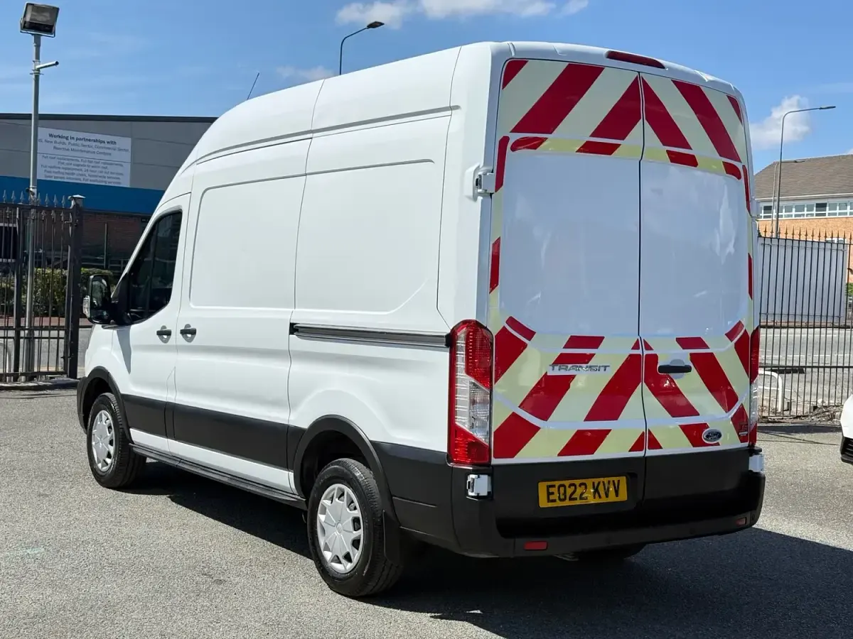Used Ford Transit Trend 130 HP (95 kW) 2022 White Van