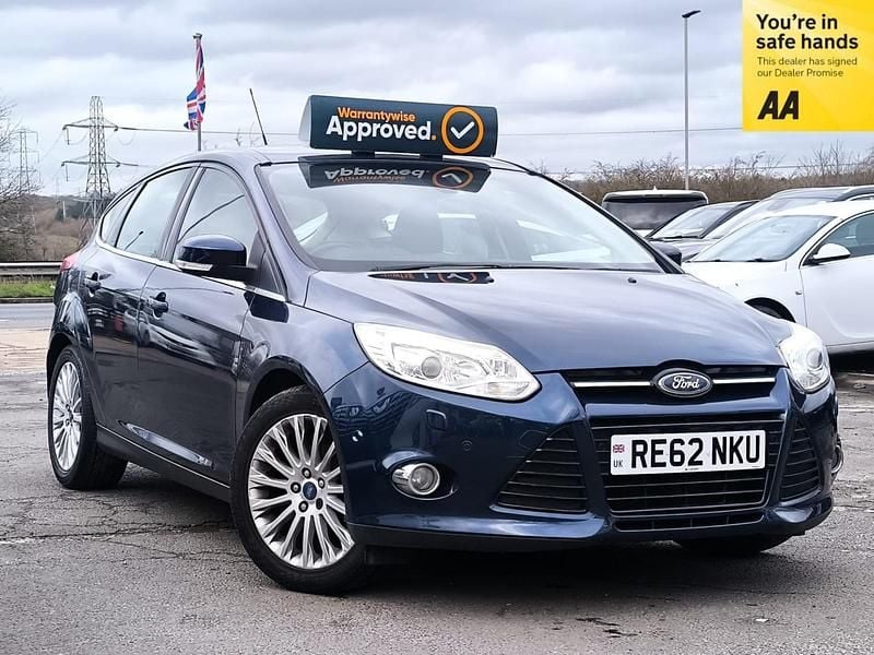 Used Ford Focus Titanium X 125 HP (91 kW) 2012 Blue Hatchback