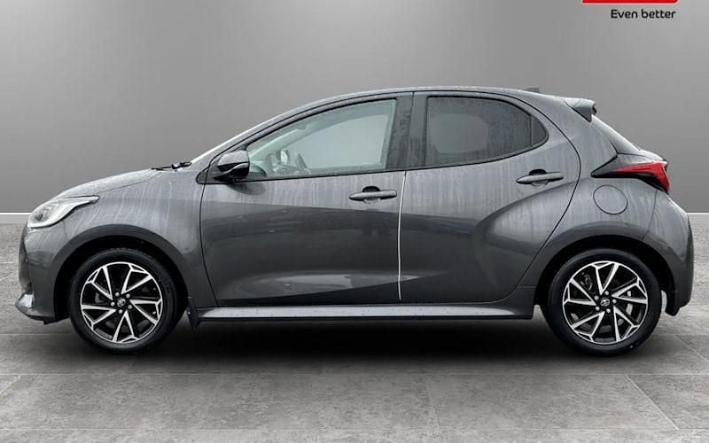 Used Toyota Yaris Hybrid Design 116 HP (85 kW) 2025 Hatchback