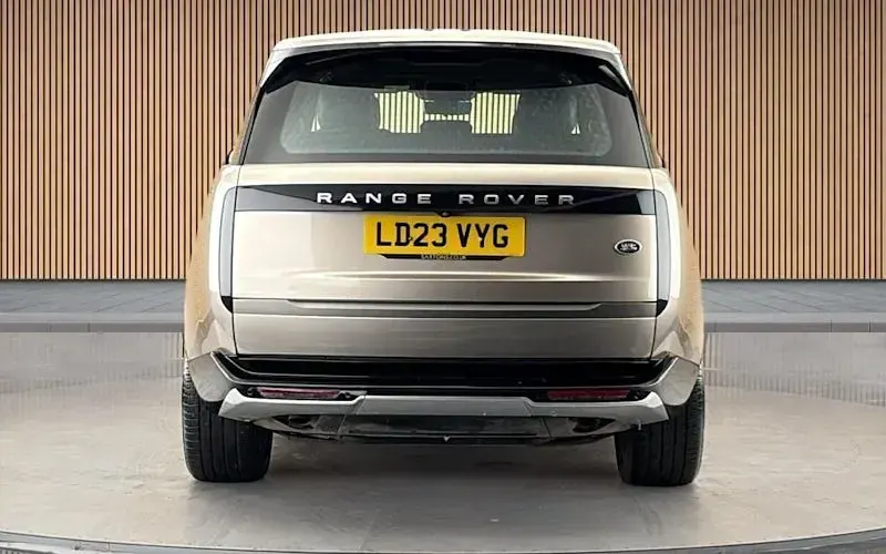 Used Land Rover Range Rover HSE 441 HP (324 kW) 2023 Batumi gold SUV