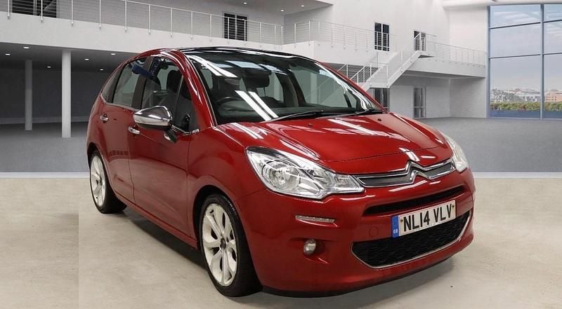 Used Citroën C3 SELECTION 2014 Red Hatchback