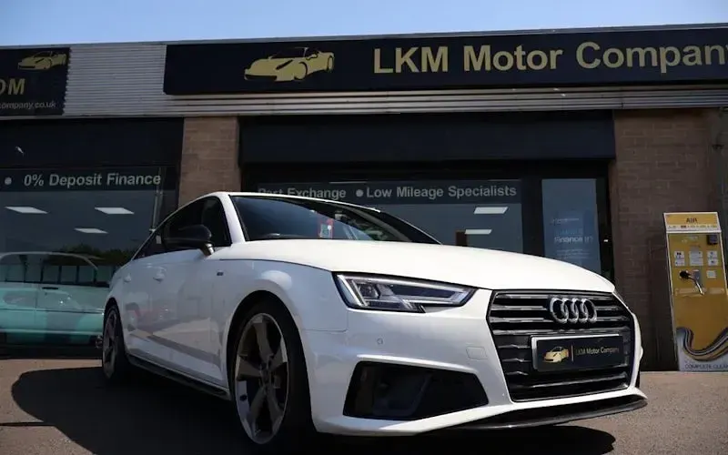 Usado Audi A4 Black Edition 150 CV (110 kW) 2019 Berlina