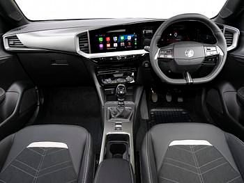 New Vauxhall Mokka Ultimate 136 HP (100 kW) 2026 Gloss metallic  colibri blue SUV