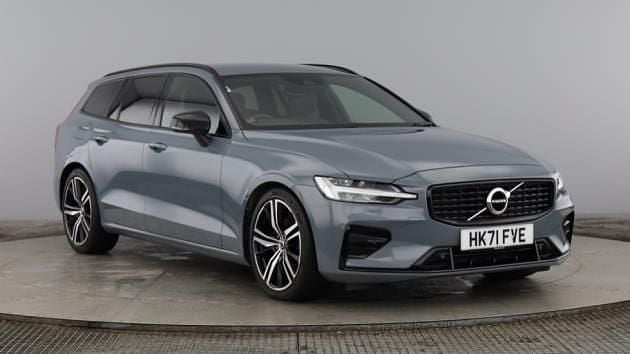 Used Volvo V60 R-Design 161 HP (118 kW) 2022 Estate