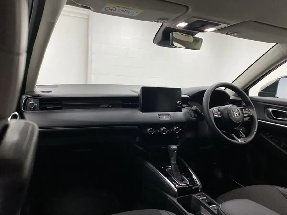 Used Honda HR-V Advance 129 HP (94 kW) 2025 White SUV