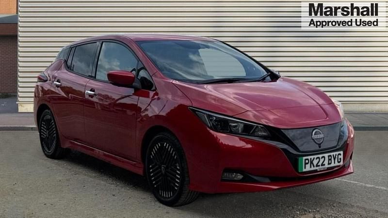 Red Used 2022 Nissan Leaf N-Connecta Hatchback | £9,972 (Fair price) - Image 1/4