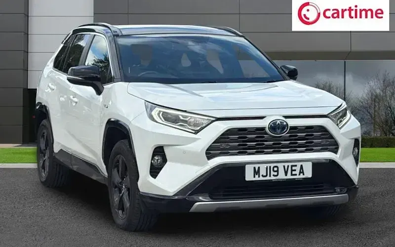 Used Toyota RAV4 Hybrid 218 HP (160 kW) 2019 SUV