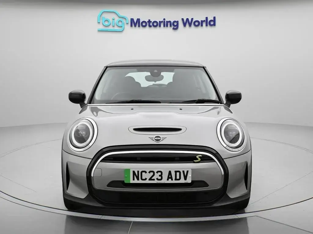 Used Mini Cooper SE Hatch 135 kW (184 HP) 2023 Hatchback