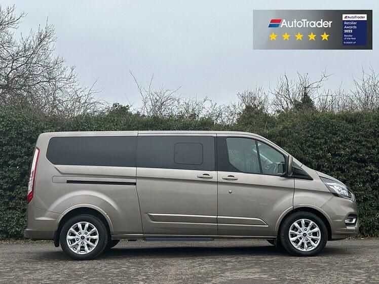 Used Ford Tourneo Titanium 130 HP (95 kW) 2019 Silver MPV