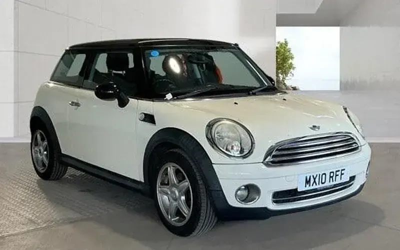 Used Mini Cooper Hatch 122 HP (89 kW) 2010 Hatchback