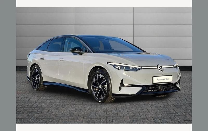 Grey Used 2024 VW ID.7 Pro Hatchback | £29,990 (Good price) - Image 1/3