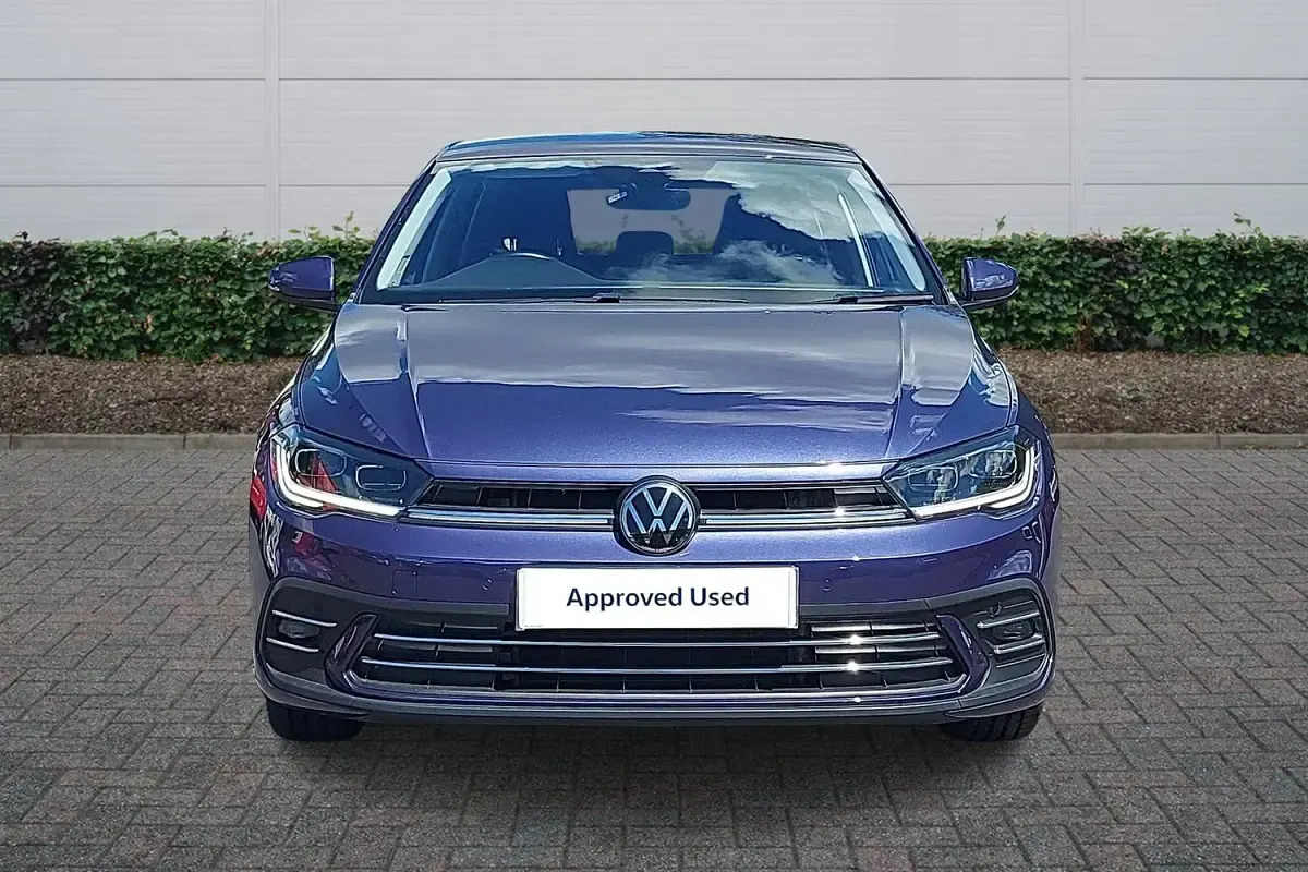 Used VW Polo Style 95 HP (69 kW) 2024 Mauve/purple Hatchback