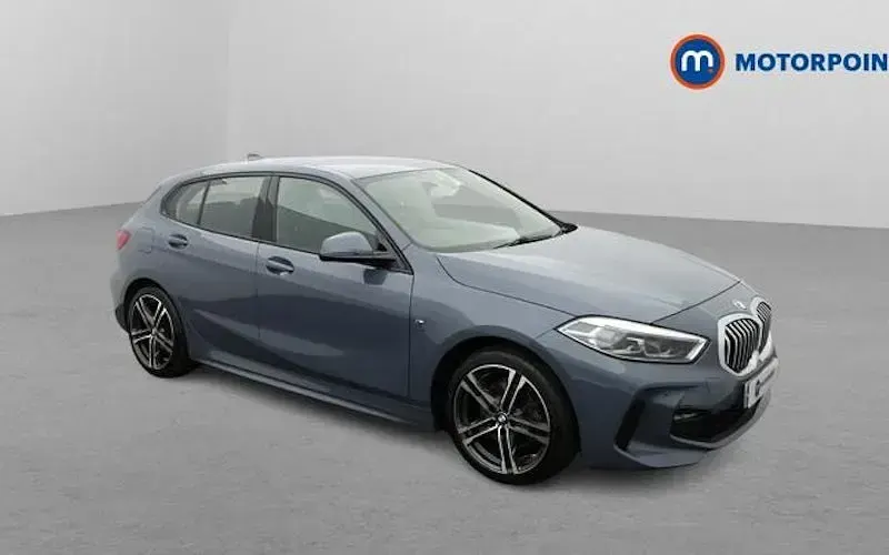Usado BMW 118 M Sport 136 HP (100 kW) 2024 Citadino