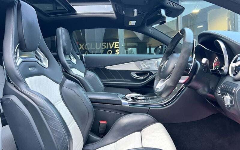 Usado Mercedes C63 AMG Premium 510 HP (375 kW) 2018 Preto Coupé