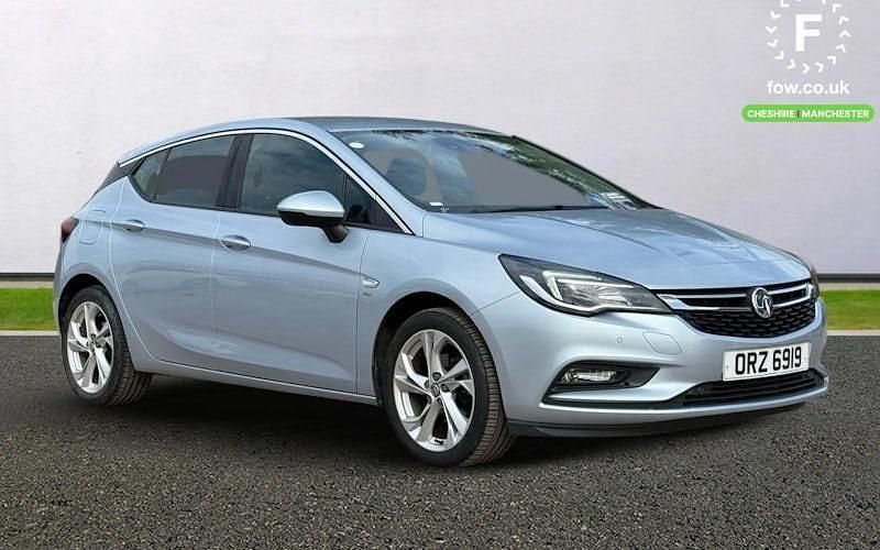 Silver Used 2019 Vauxhall Astra SRi Hatchback | £12,099 (Fair price) - Image 1/4
