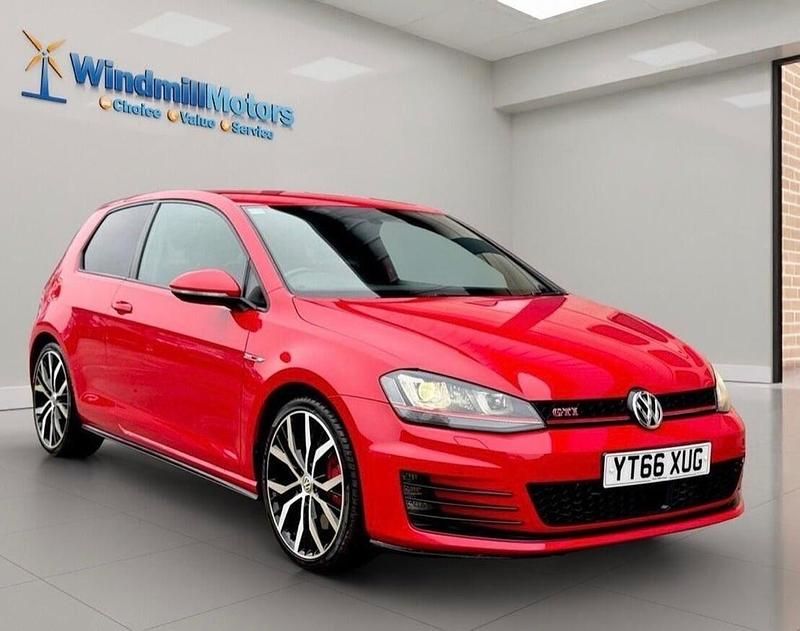 Used VW Golf VII GTI 230 HP (169 kW) 2016 Red Hatchback