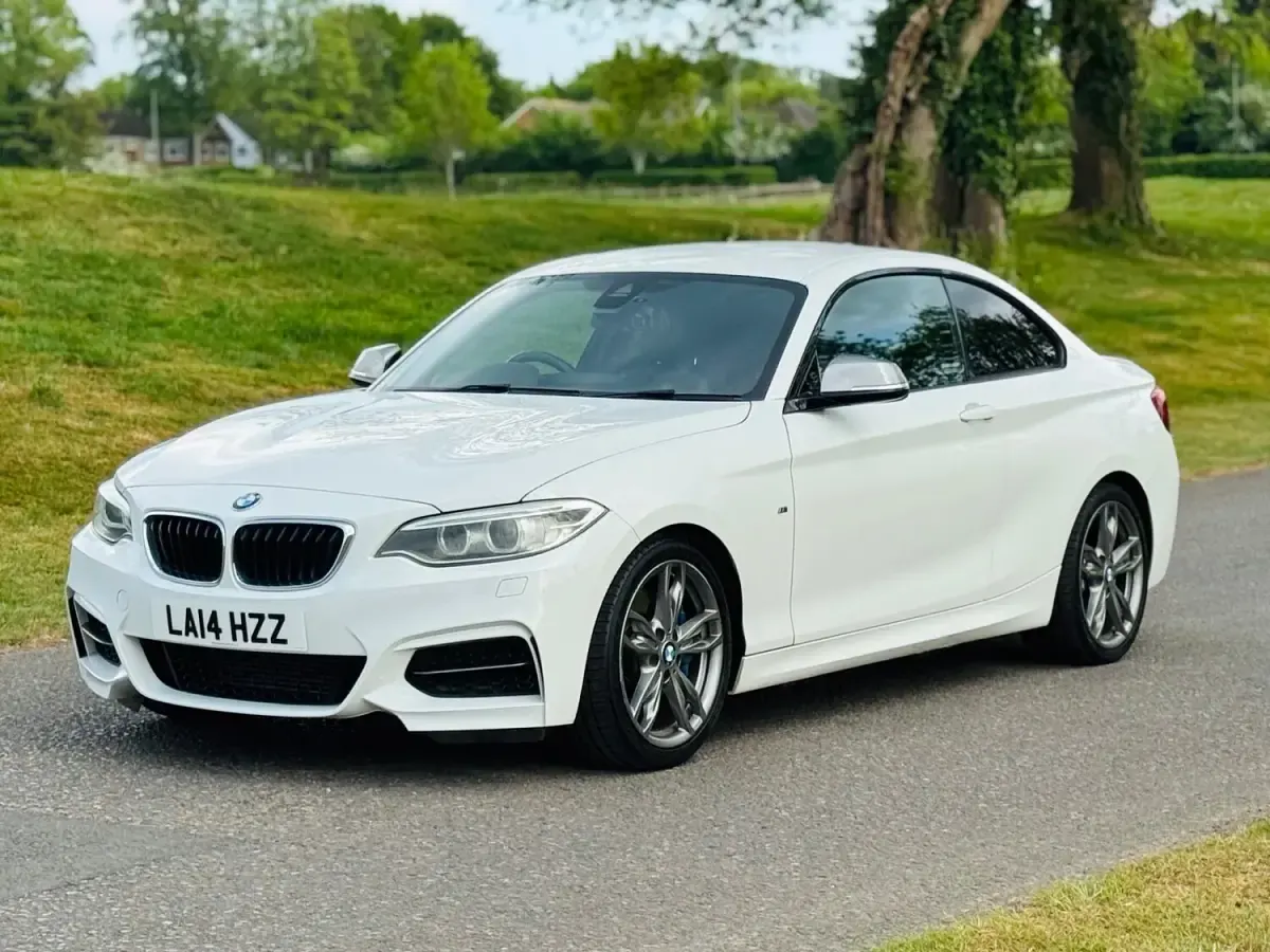 Used BMW M235 Comfort Edition 2014 White Coupe