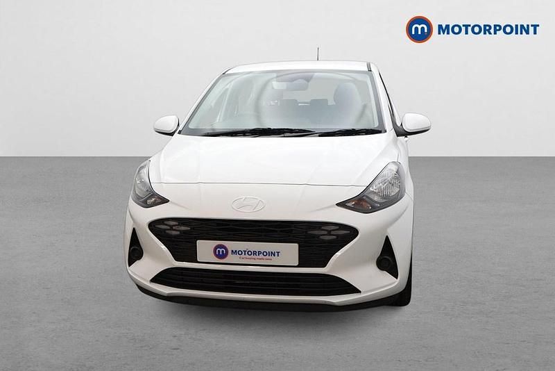 Used Hyundai i10 Advanced 63 HP (46 kW) 2025 White Hatchback