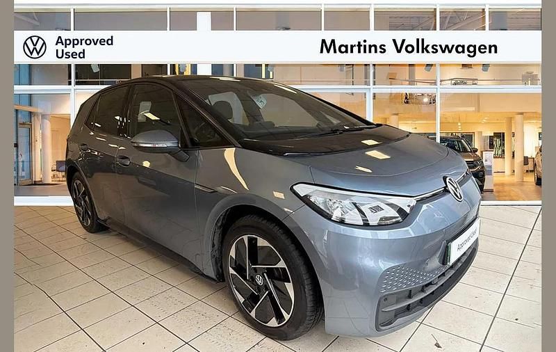 Used VW ID.3 Pure 110 kW (150 HP) 2021 Blue Hatchback