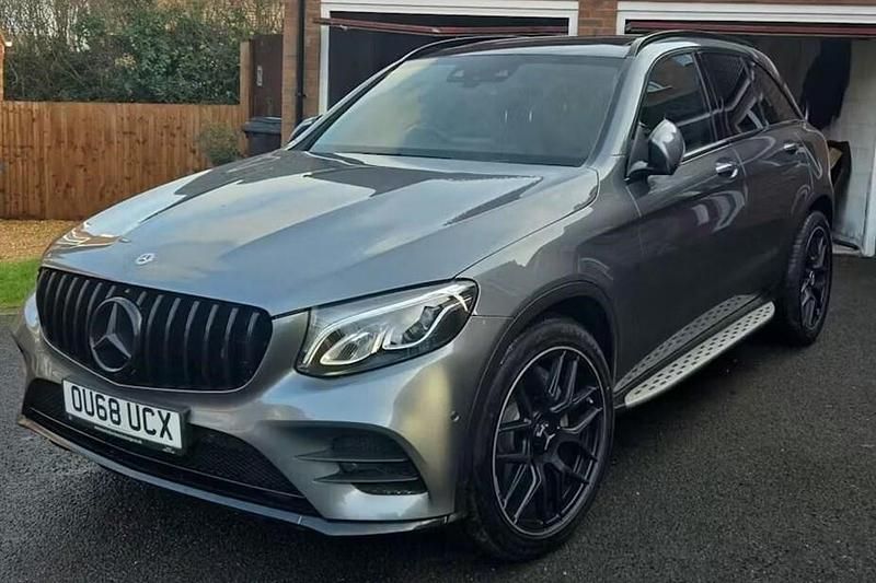 Used Mercedes GLC220 AMG Line Premium 170 HP (125 kW) 2018