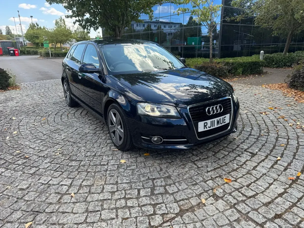Used Audi A3 Sport 167 HP (122 kW) 2011 Blue Hatchback
