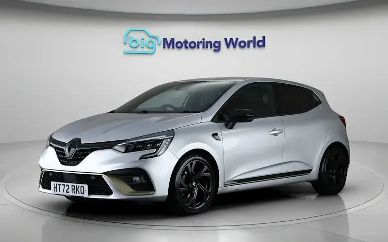 Used Renault Clio Engineered 145 HP (106 kW) 2023 Hatchback