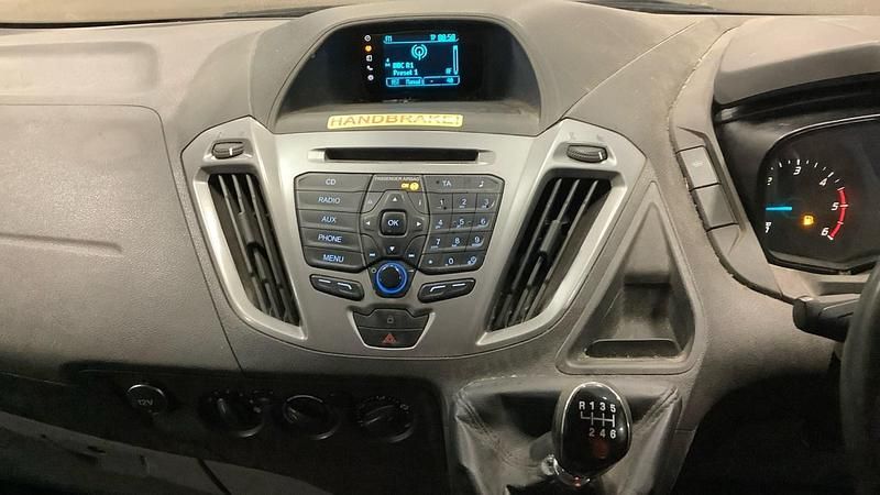 Usado Ford Transit Custom Trend 125 CV (91 kW) 2015 Multicoloured Van