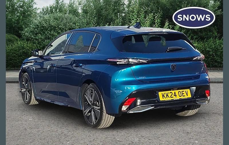 Used Peugeot 308 GT 131 HP (96 kW) 2024 Vertigo blue Hatchback