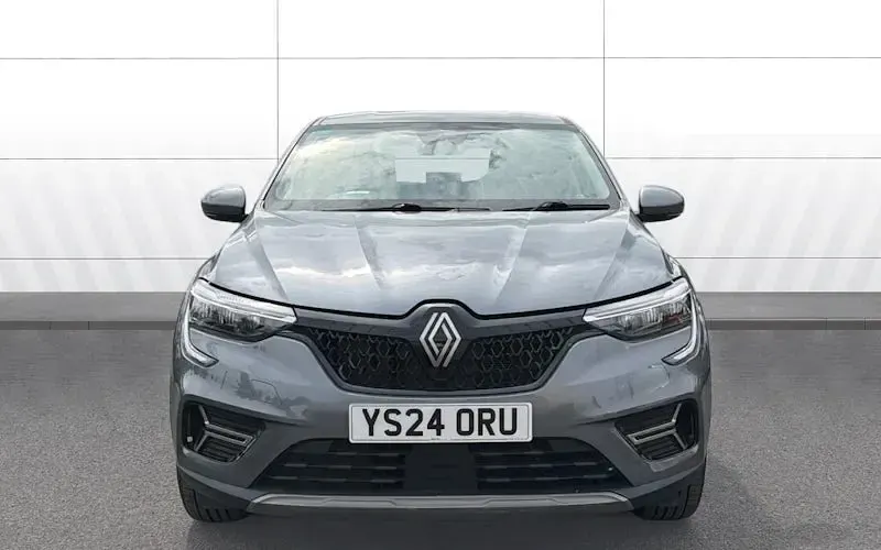 Used Renault Arkana Evolution 143 HP (105 kW) 2024 Grey SUV