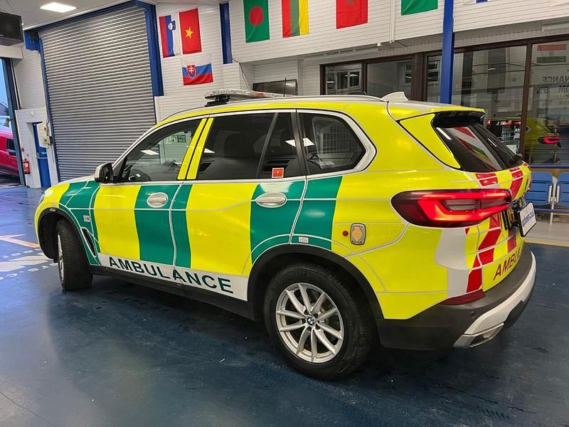 Used BMW X5 xLine 286 HP (210 kW) 2021 White SUV