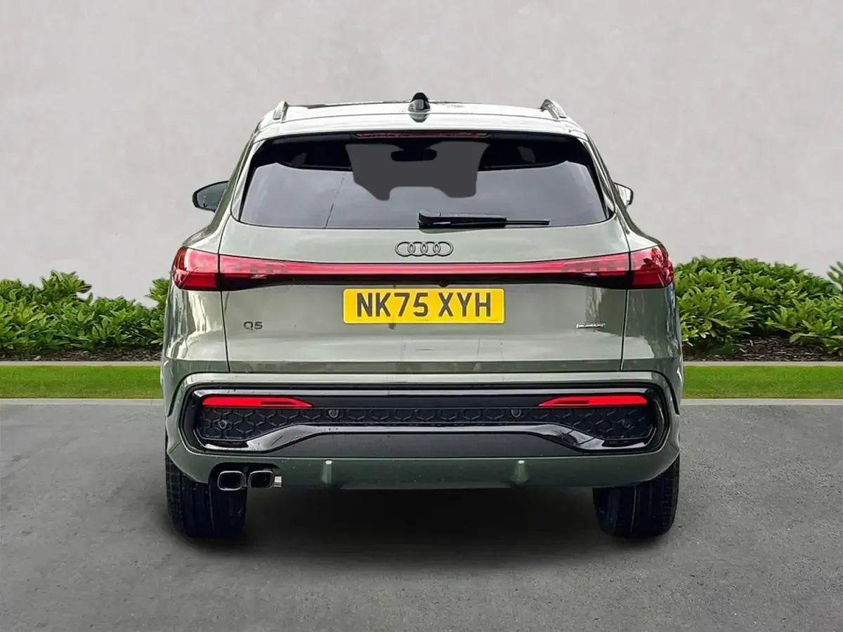 Used Audi Q5 Advanced 204 HP (150 kW) 2025 Green SUV
