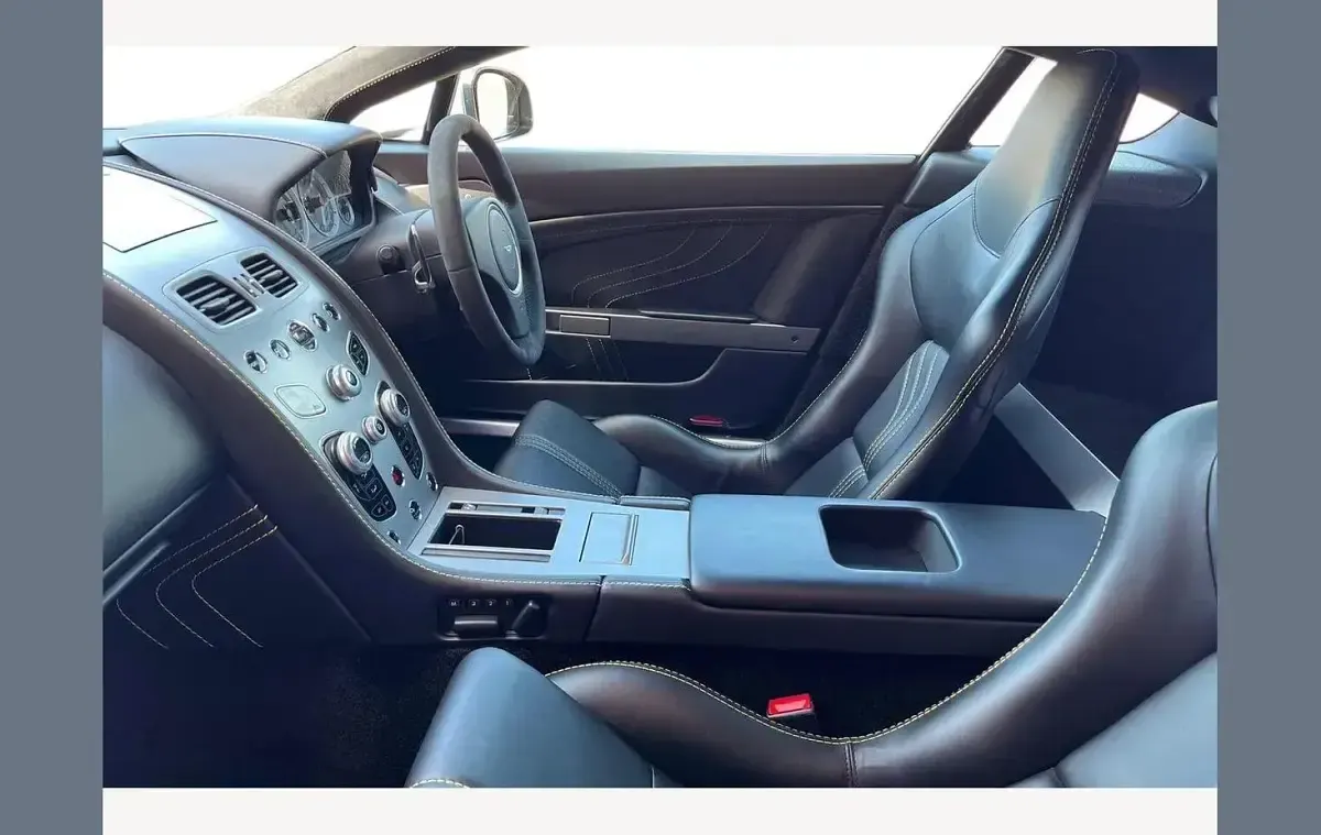 Used Aston Martin Vantage 430 HP (316 kW) 2018 Grey Coupe