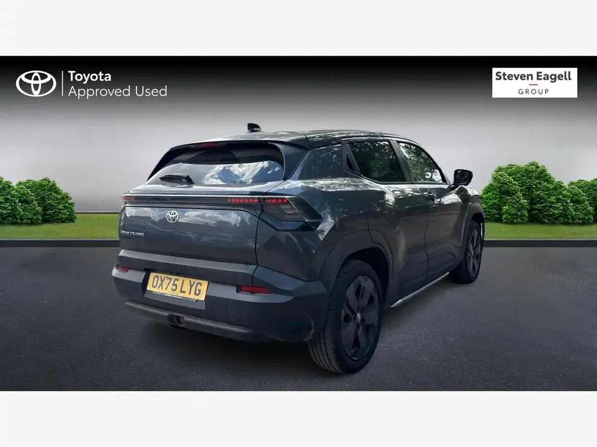 New Toyota Urban Cruiser 127 kW (174 HP) 2026 Grey/black SUV