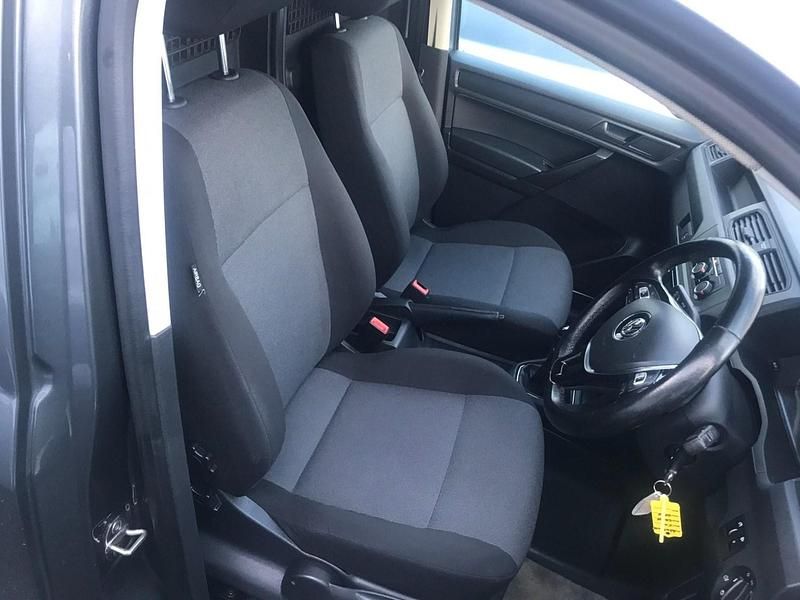 Used VW Caddy Trendline 102 HP (75 kW) 2019 Grey MPV