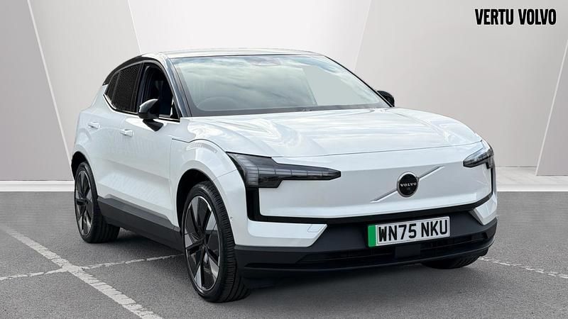 White New 2025 Volvo EX30 Performance SUV | £30,705 (Super price) - Image 1/4