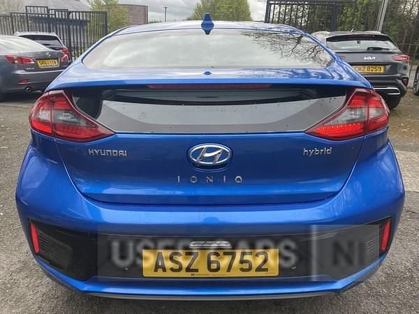 Used Hyundai Ioniq Premium SE 141 HP (103 kW) 2017 Blue Hatchback