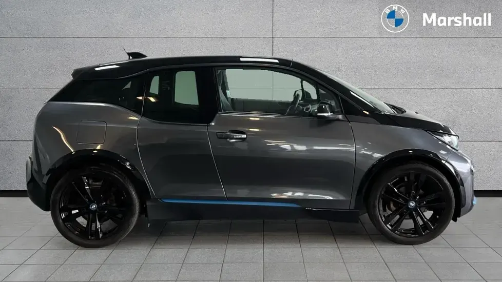 Używany BMW i3 Comfort Edition 135 kW (184 KM) 2021 Biały Hatchback